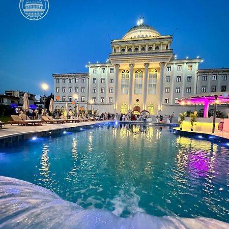 Hotel Colombo Berat Exterior foto